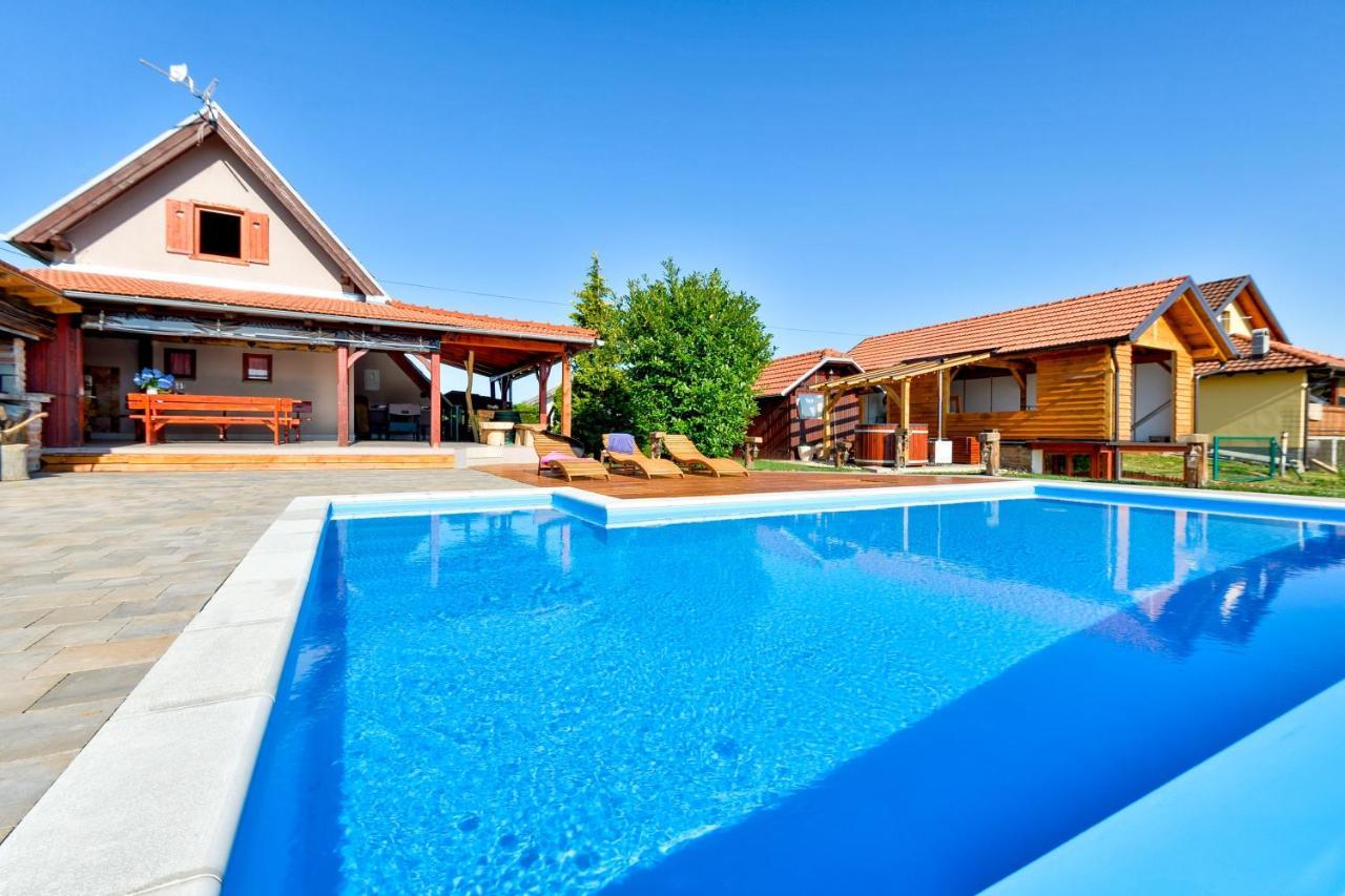 Holiday Home Dika *