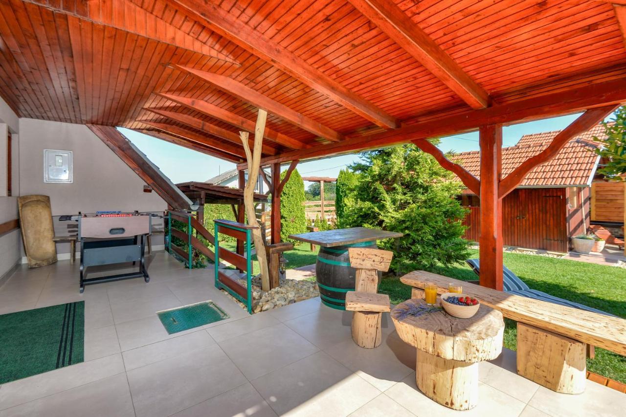 Holiday Home Dika